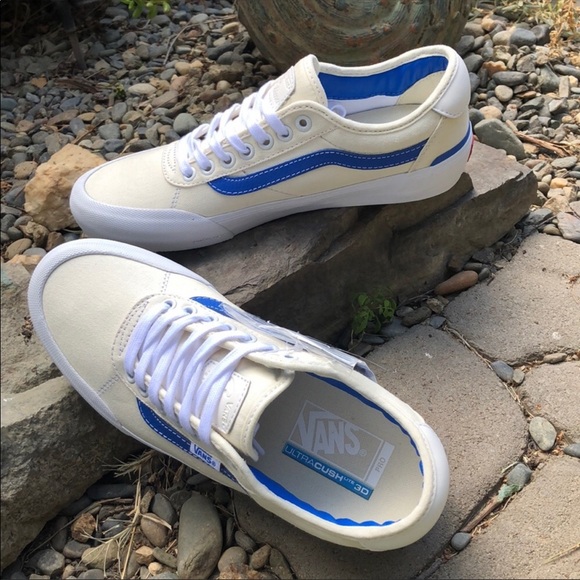 SALE! Vans Chima Pro 2 Center Court Shoes - Picture 4 of 7